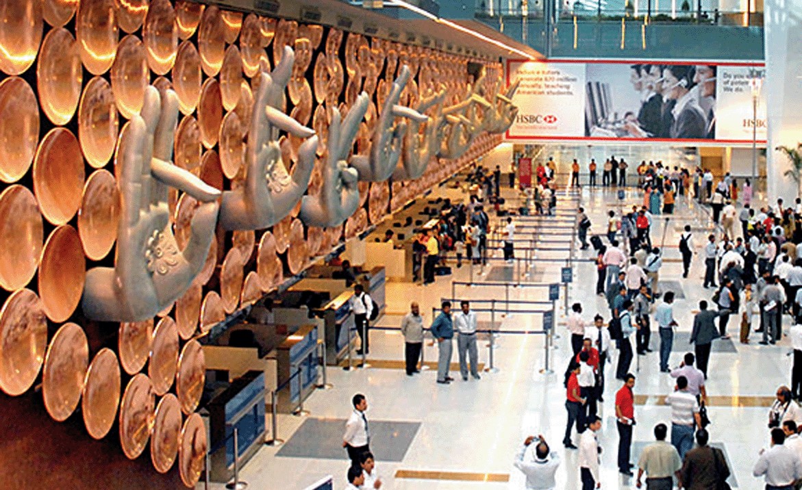 Four Indigo and Spicejet Staffs among Seven Found involved in a Gold Smuggling Bid Busted by Delhi Customs , India.